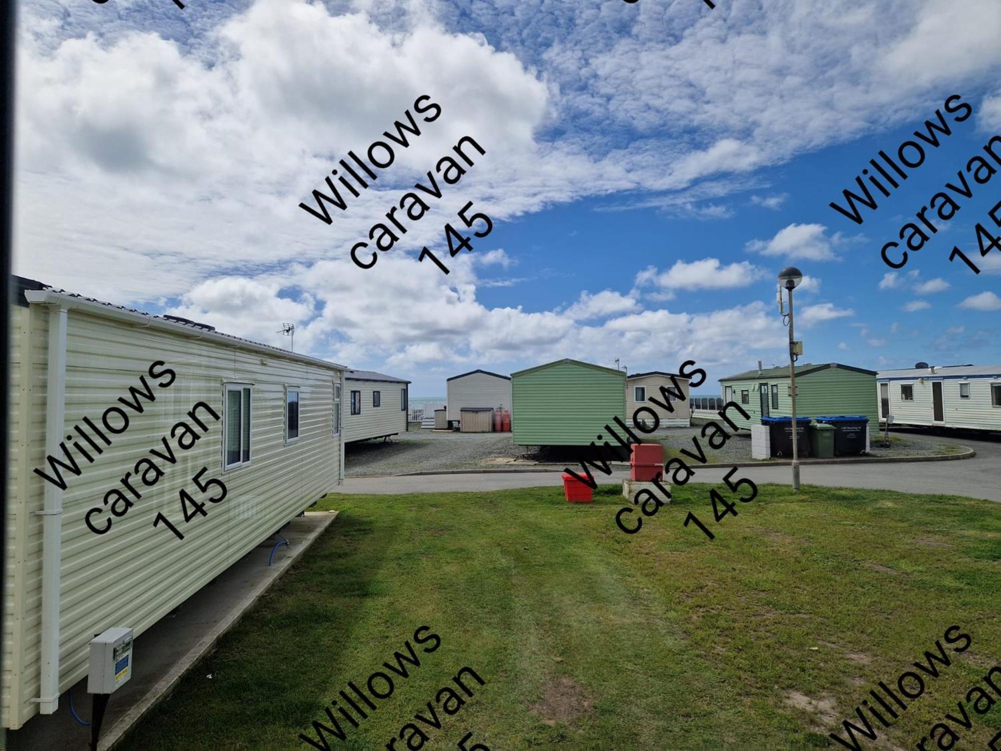Llanddwywe Willows Caravan 145 מראה חיצוני תמונה